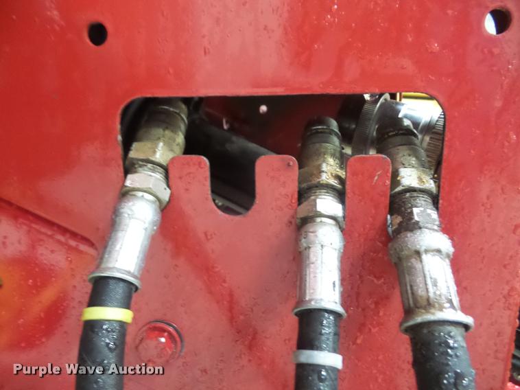 image for item DB0596 2008 New Holland BR7090 round baler