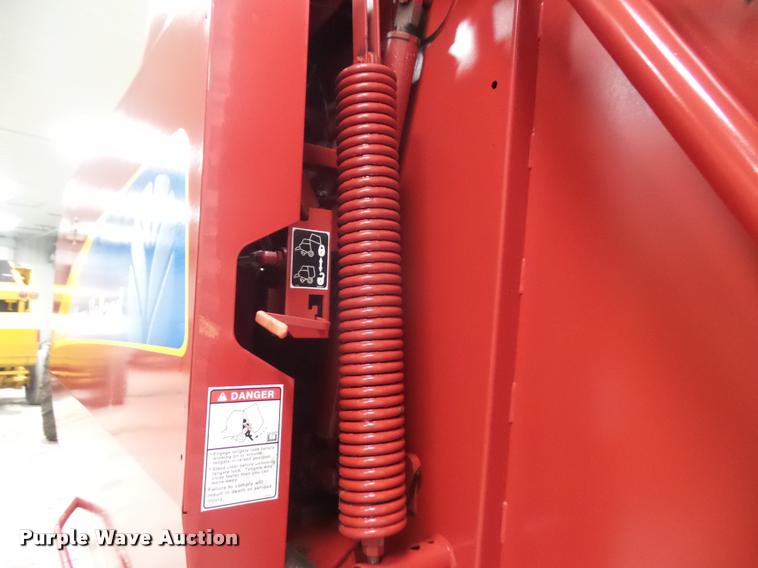 image for item DB0596 2008 New Holland BR7090 round baler