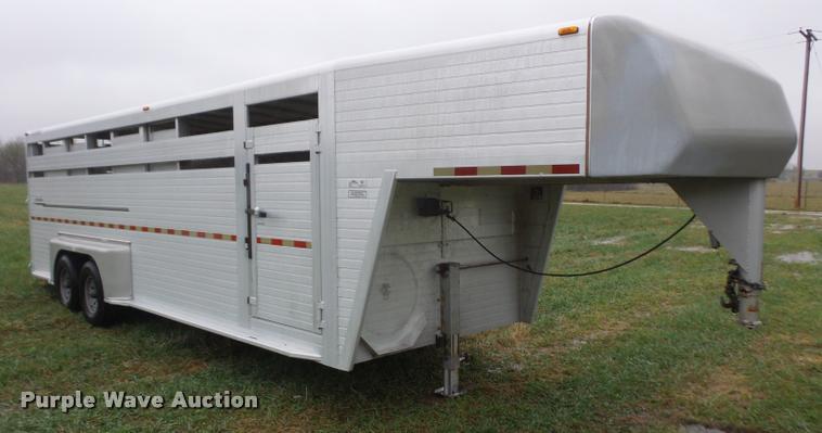 image for item DB0602 1999 Hillsboro Endura livestock trailer
