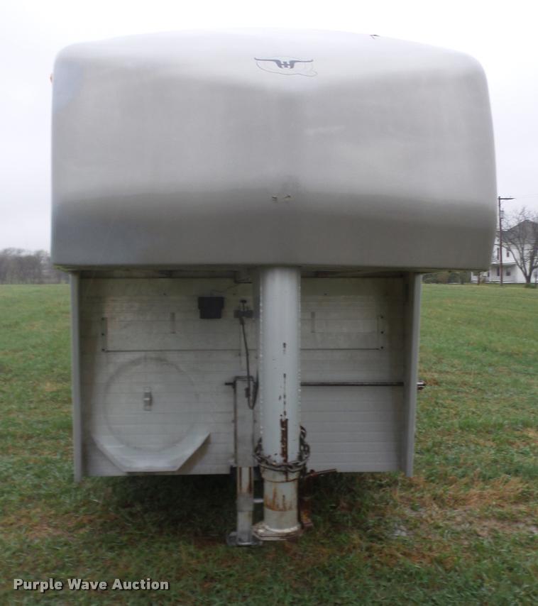 image for item DB0602 1999 Hillsboro Endura livestock trailer