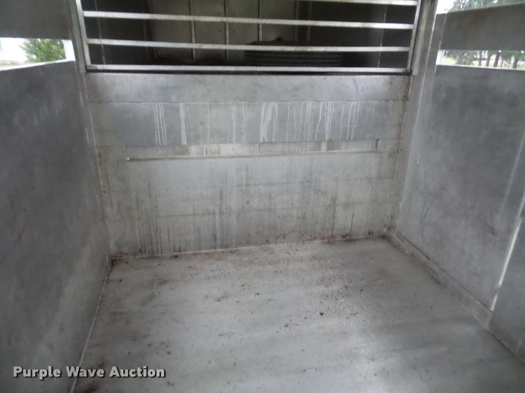 image for item DB0602 1999 Hillsboro Endura livestock trailer