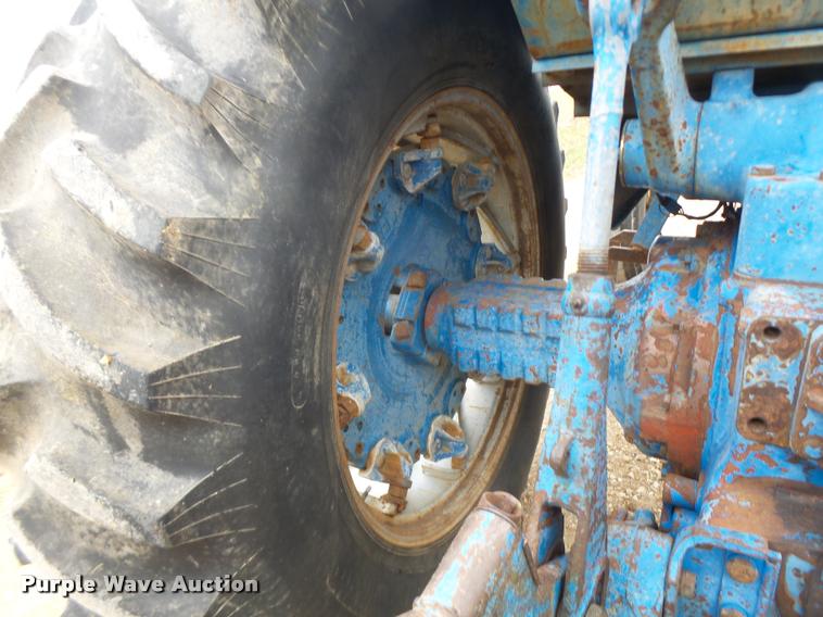 image for item DB1288 Ford 8000 tractor
