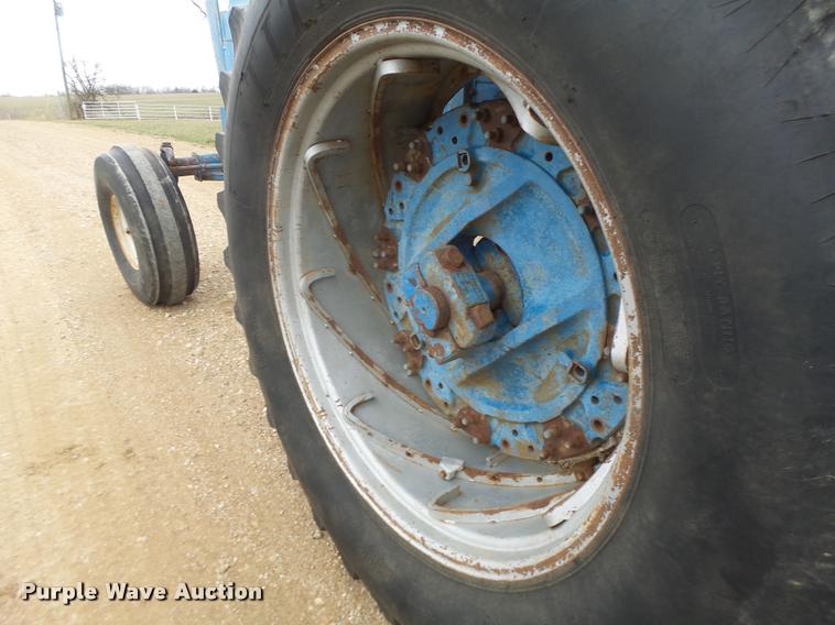image for item DB1288 Ford 8000 tractor