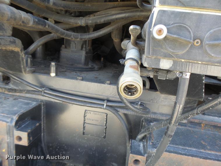 image for item DB1292 2000 Caterpillar Challenger 85E tractor