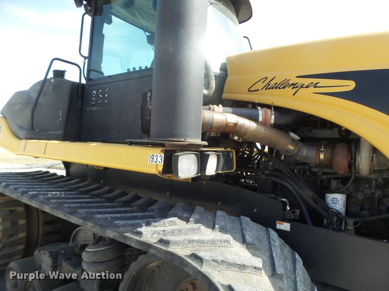 image for item DB1292 2000 Caterpillar Challenger 85E tractor