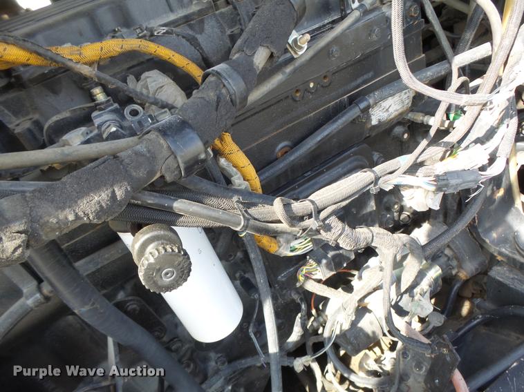 image for item DB1292 2000 Caterpillar Challenger 85E tractor