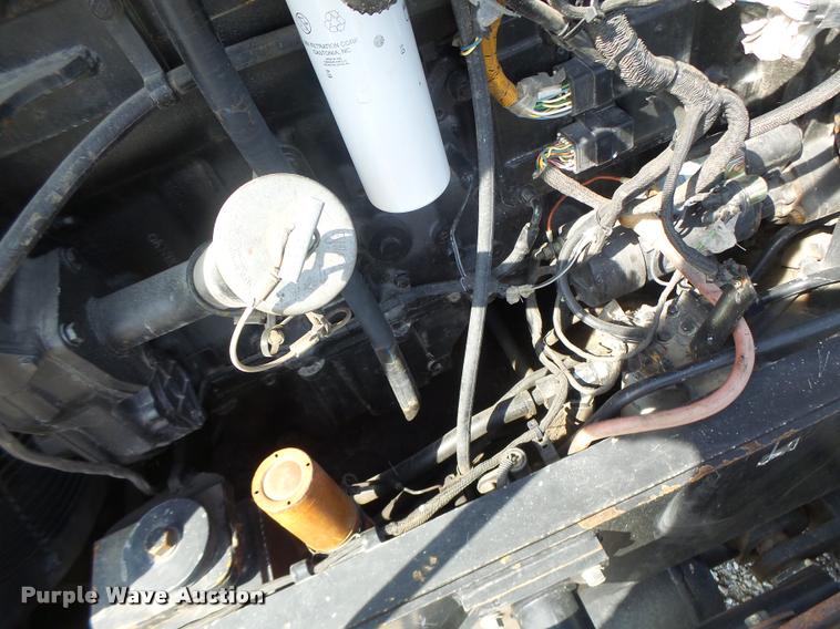 image for item DB1292 2000 Caterpillar Challenger 85E tractor