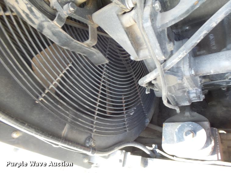 image for item DB1292 2000 Caterpillar Challenger 85E tractor