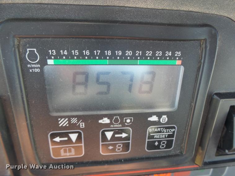 image for item DB1292 2000 Caterpillar Challenger 85E tractor