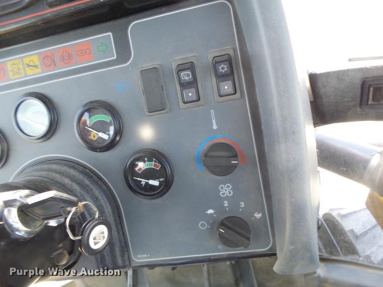 image for item DB1292 2000 Caterpillar Challenger 85E tractor