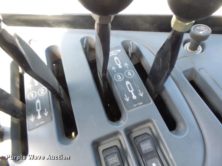 image for item DB1292 2000 Caterpillar Challenger 85E tractor