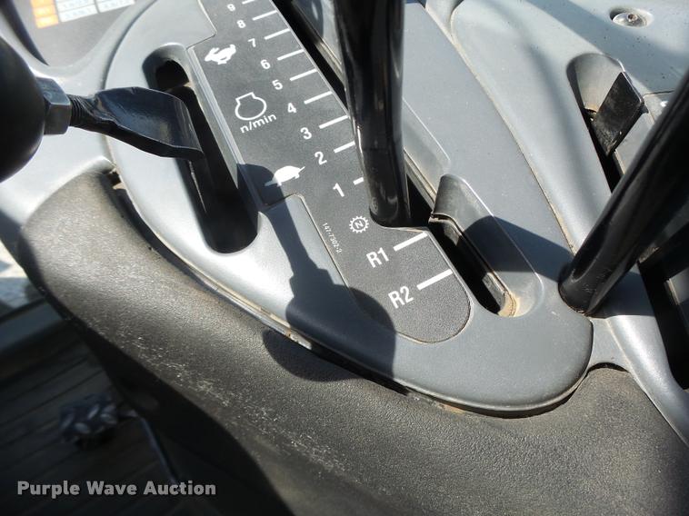 image for item DB1292 2000 Caterpillar Challenger 85E tractor