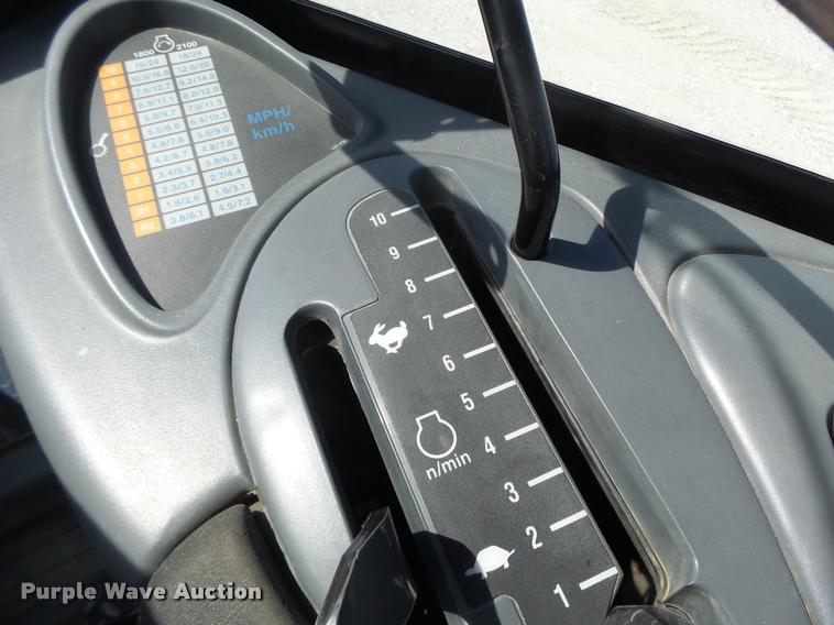 image for item DB1292 2000 Caterpillar Challenger 85E tractor