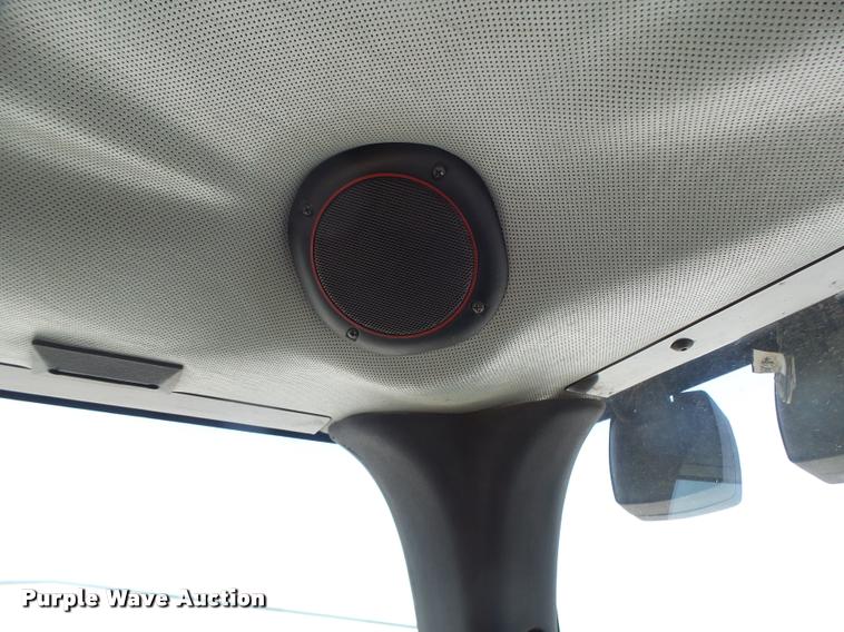 image for item DB1292 2000 Caterpillar Challenger 85E tractor