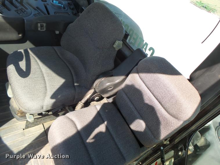 image for item DB1292 2000 Caterpillar Challenger 85E tractor