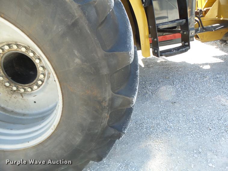 image for item DB1294 2011 Challenger MT945C 4WD tractor