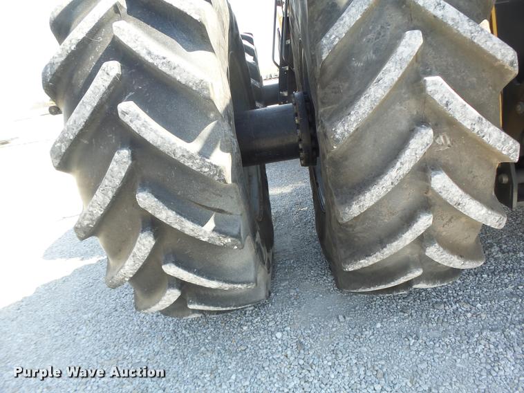 image for item DB1294 2011 Challenger MT945C 4WD tractor