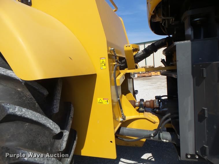 image for item DB1294 2011 Challenger MT945C 4WD tractor