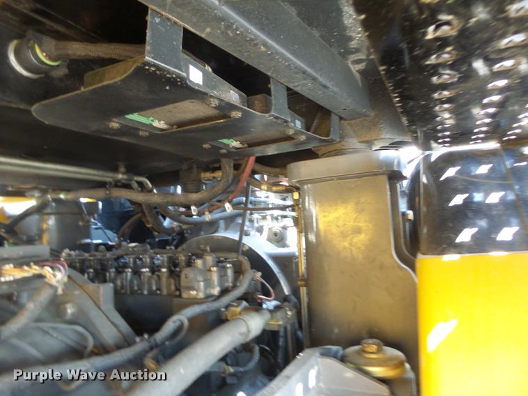 image for item DB1294 2011 Challenger MT945C 4WD tractor