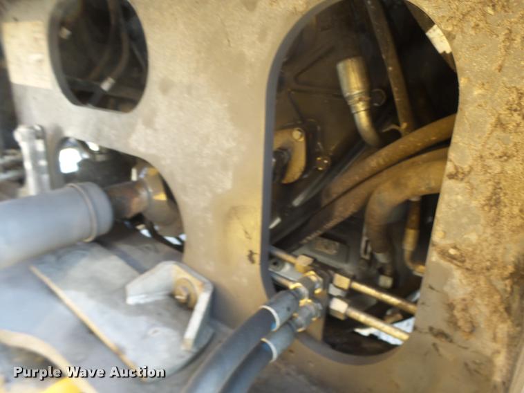 image for item DB1294 2011 Challenger MT945C 4WD tractor