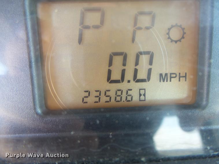 image for item DB1294 2011 Challenger MT945C 4WD tractor