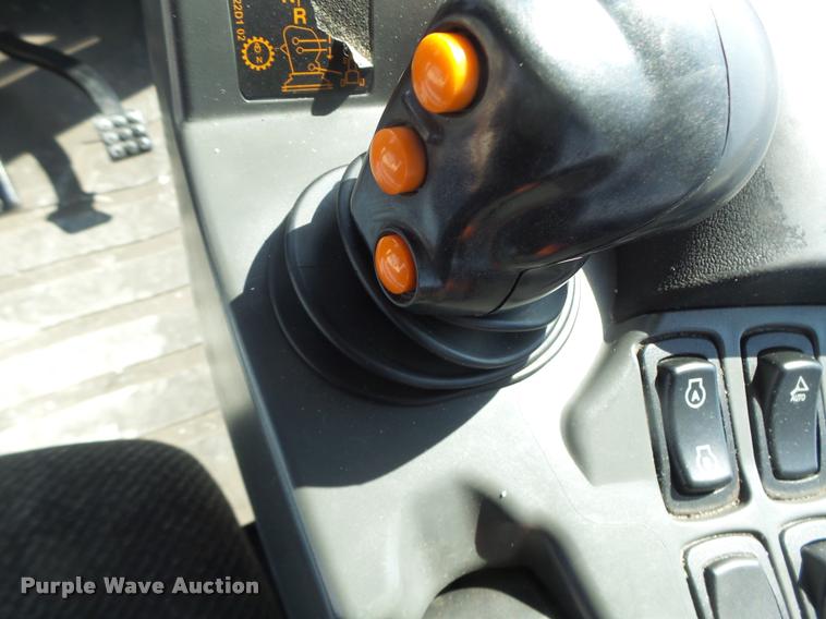 image for item DB1294 2011 Challenger MT945C 4WD tractor