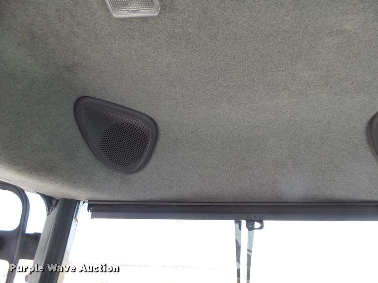 image for item DB1294 2011 Challenger MT945C 4WD tractor