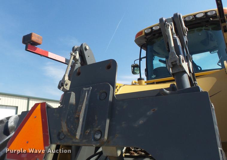 image for item DB1295 2011 Challenger MT945C 4WD tractor