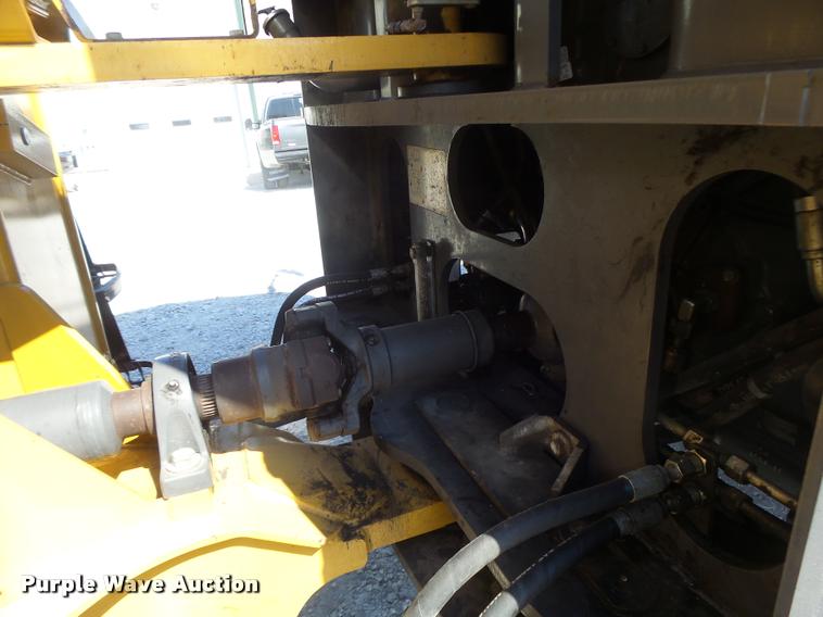 image for item DB1295 2011 Challenger MT945C 4WD tractor