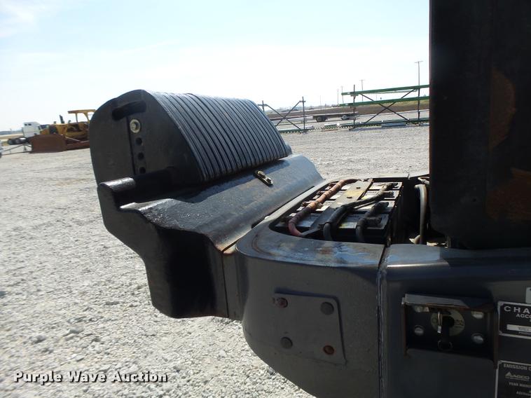 image for item DB1295 2011 Challenger MT945C 4WD tractor