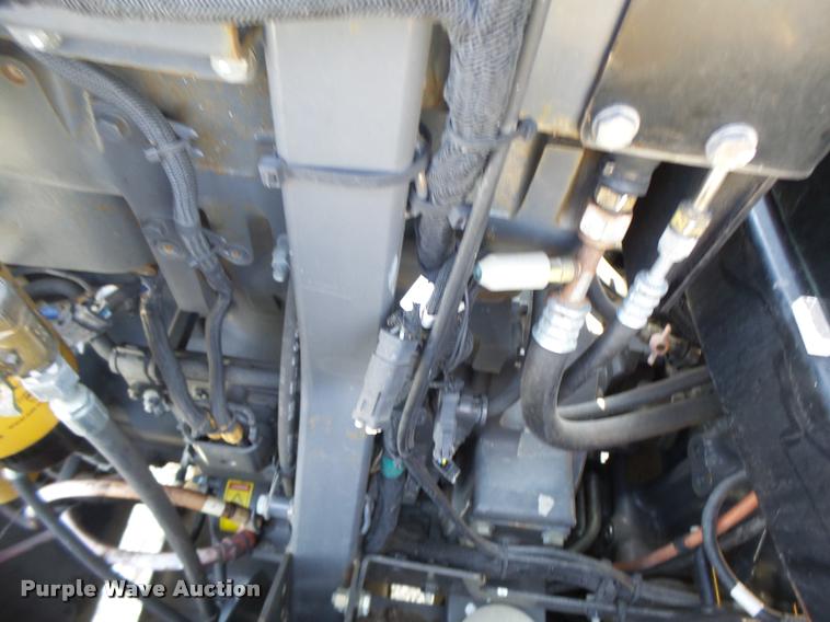 image for item DB1295 2011 Challenger MT945C 4WD tractor