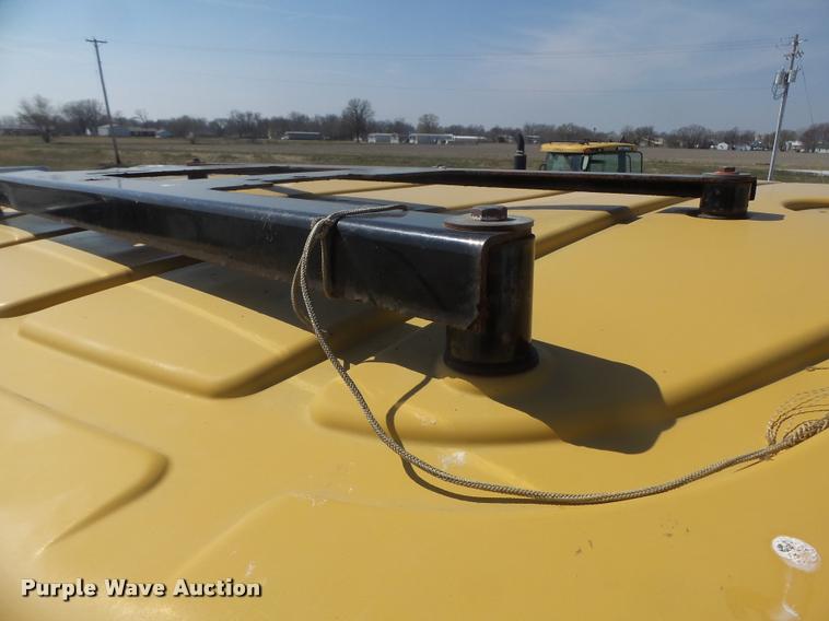 image for item DB1295 2011 Challenger MT945C 4WD tractor