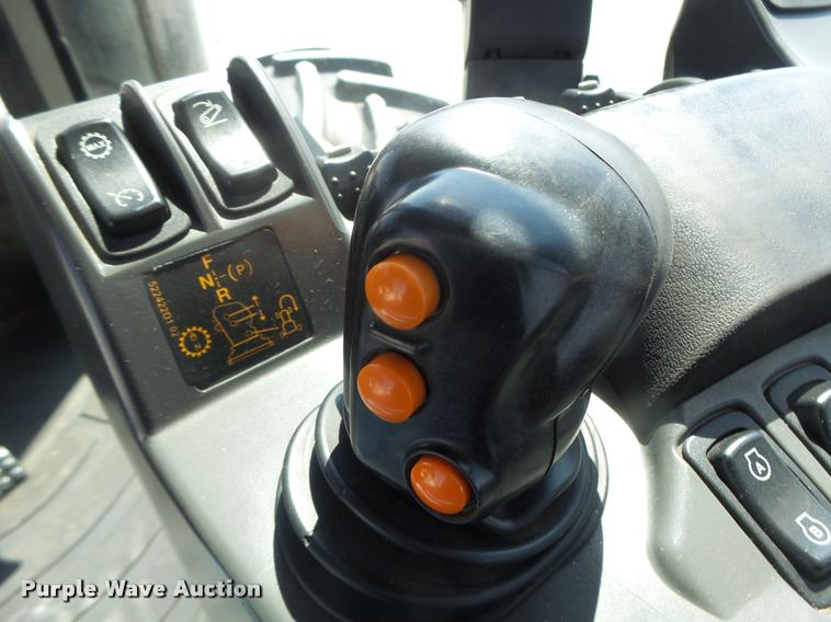 image for item DB1295 2011 Challenger MT945C 4WD tractor