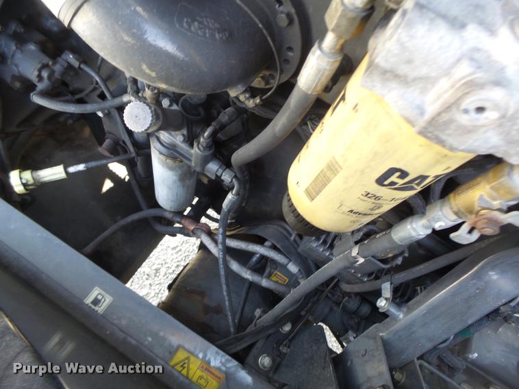 image for item DB1296 2011 Challenger MT945C 4WD tractor