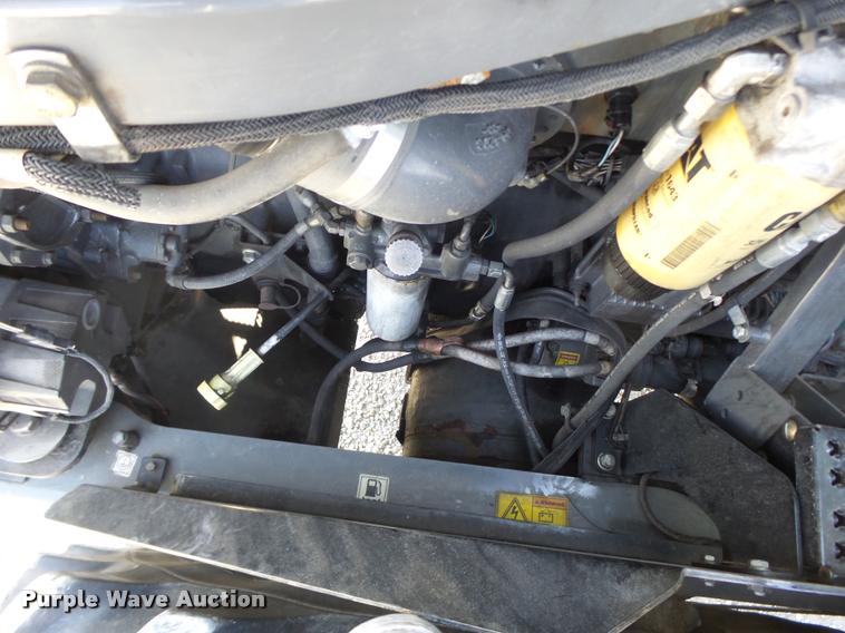 image for item DB1296 2011 Challenger MT945C 4WD tractor