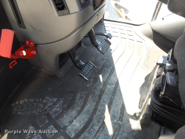 image for item DB1296 2011 Challenger MT945C 4WD tractor