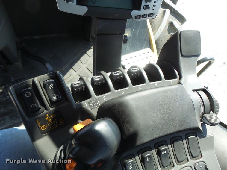 image for item DB1296 2011 Challenger MT945C 4WD tractor