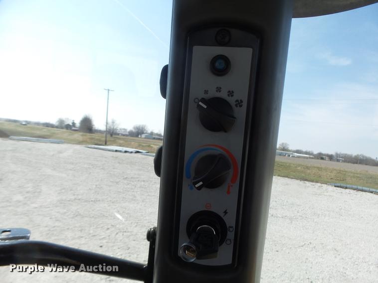 image for item DB1296 2011 Challenger MT945C 4WD tractor