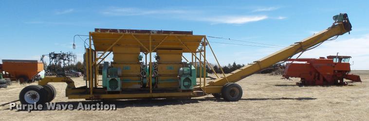 image for item DB1958 Ferrell-Ross mobile corn roller