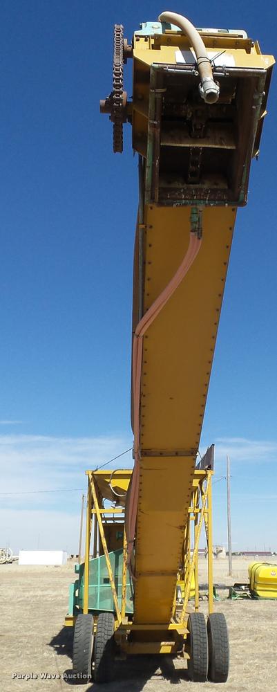 image for item DB1958 Ferrell-Ross mobile corn roller