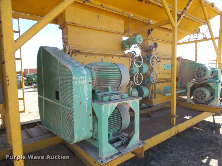 image for item DB1958 Ferrell-Ross mobile corn roller