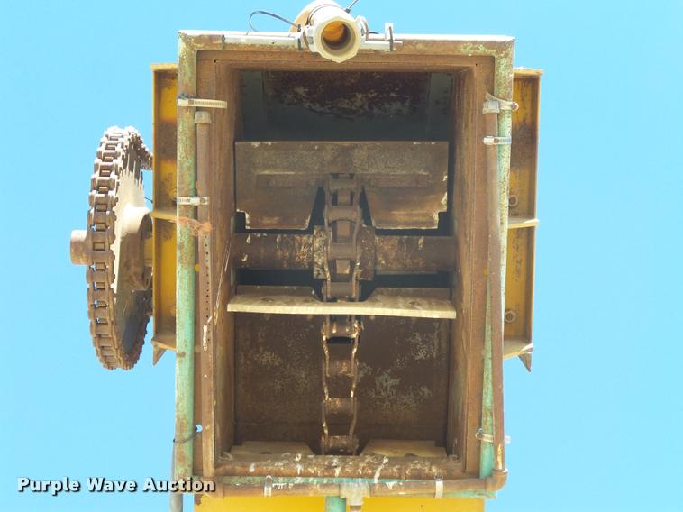 image for item DB1958 Ferrell-Ross mobile corn roller