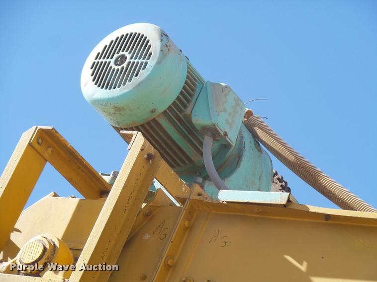 image for item DB1958 Ferrell-Ross mobile corn roller