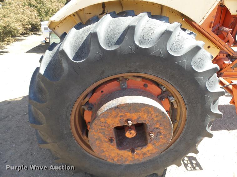 image for item DB1974 Case 941 tractor