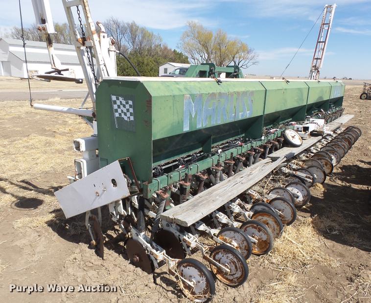 image for item DB1975 Marliss grain drill