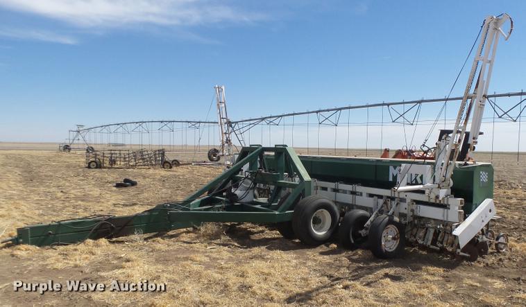 image for item DB1975 Marliss grain drill