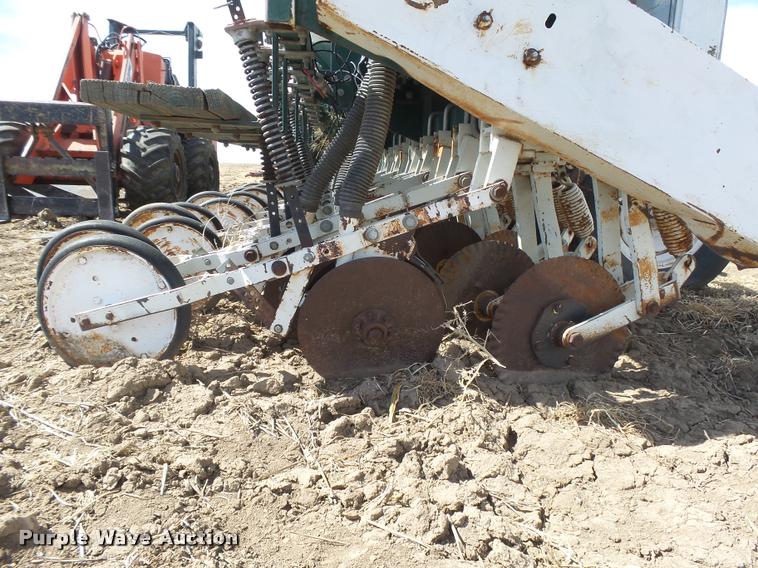 image for item DB1975 Marliss grain drill