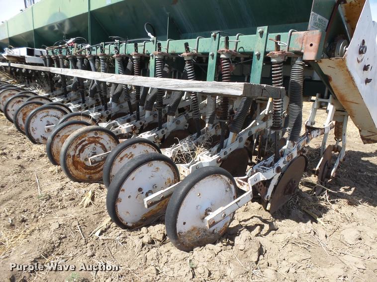 image for item DB1975 Marliss grain drill