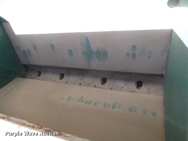 image for item DB1975 Marliss grain drill