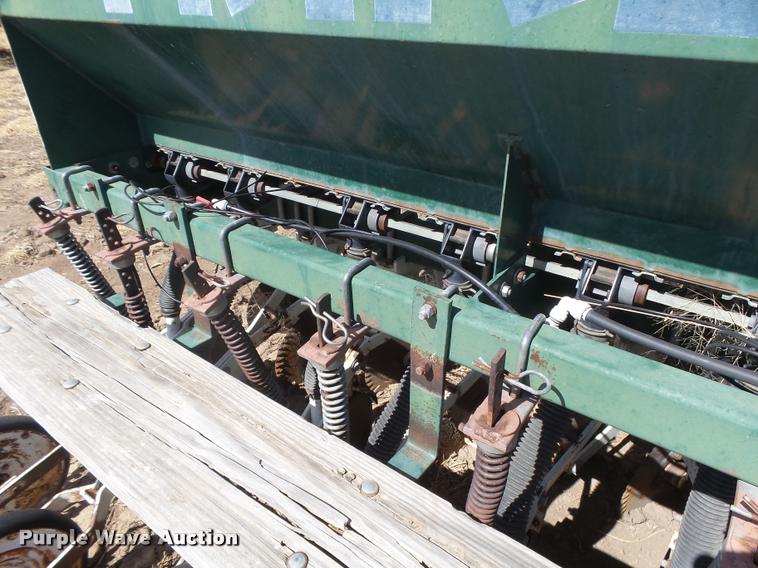 image for item DB1975 Marliss grain drill